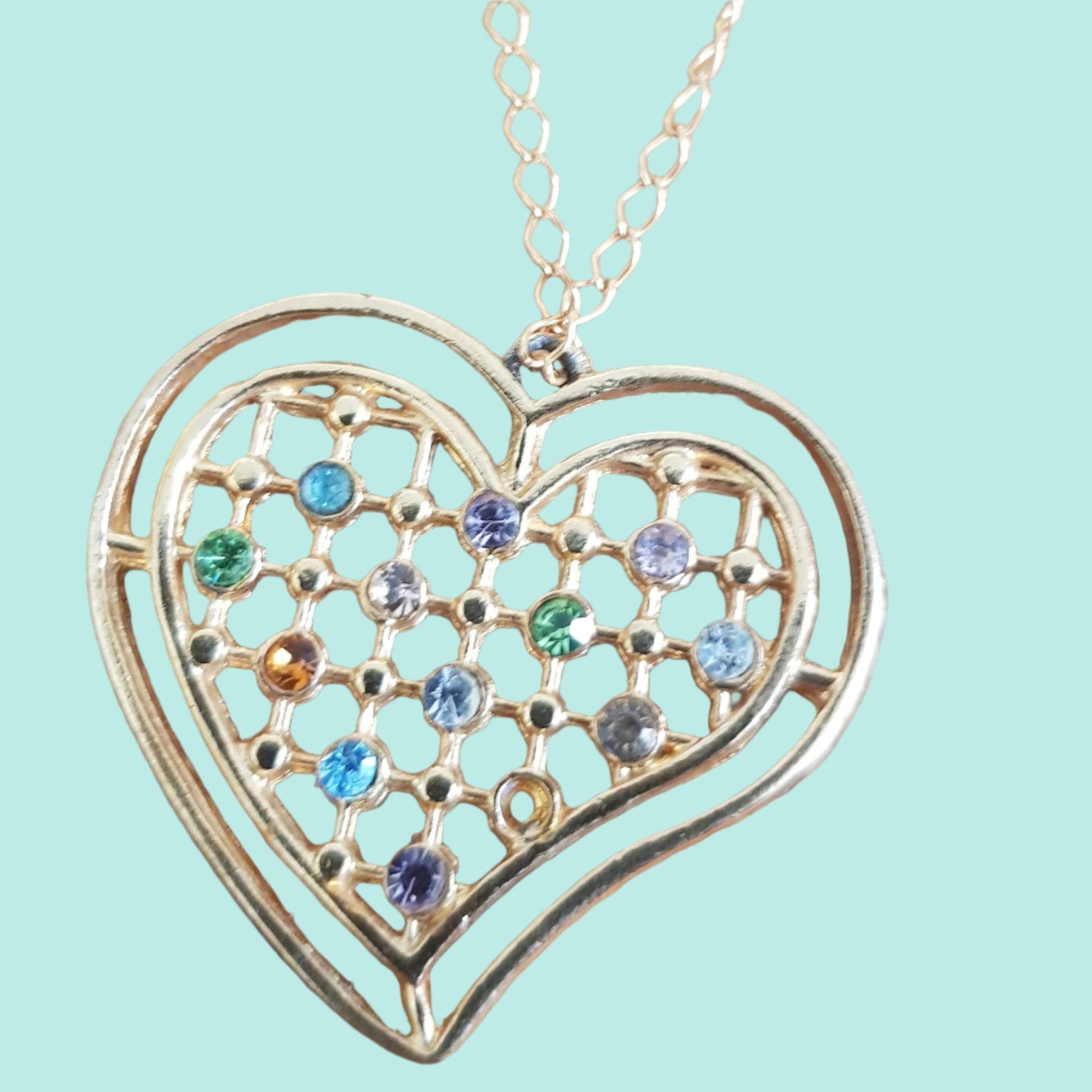 Necklace for women. Goldfilled pendant Heart Necklace for Woman/ Girl. - Bluenoemi