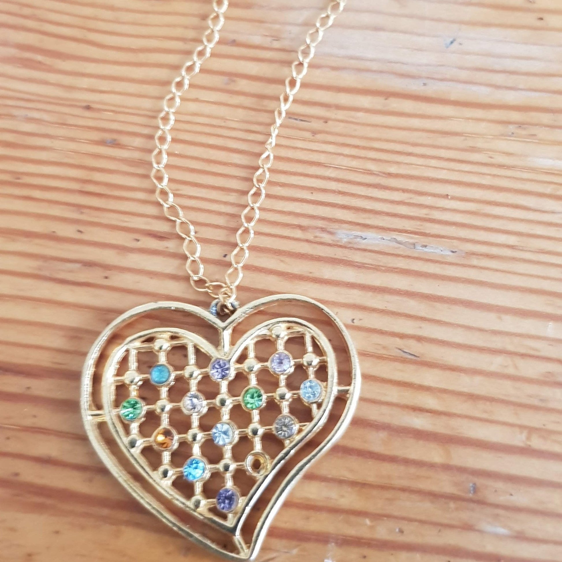 Necklace for women. Goldfilled pendant Heart Necklace for Woman/ Girl. - Bluenoemi