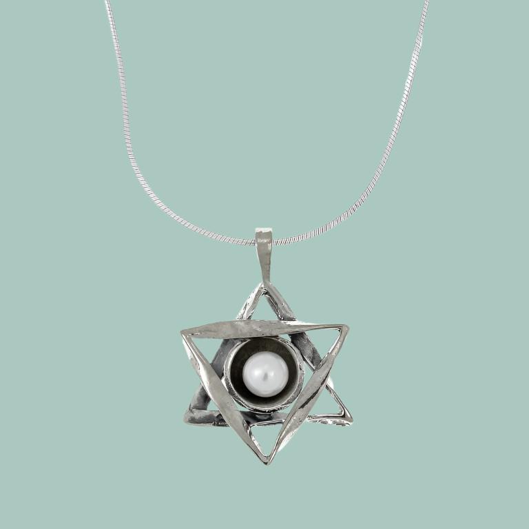 Star of David Necklace , Sterling silver necklace set with a pearl - Bluenoemi