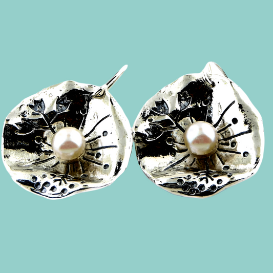 Israeli jewelry sterling silver earrings with pearls. Sweet and elegant silver jewelry. - Bluenoemi