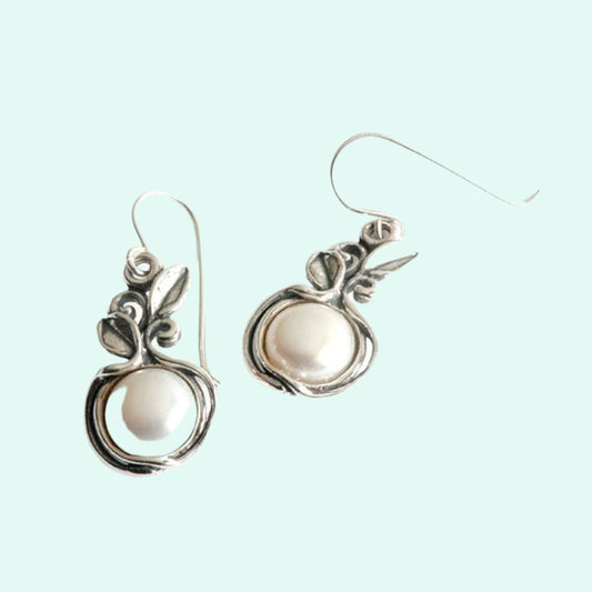 Bluenoemi Sterling Silver 925 Dangling Earrings with Cabochon Pearls - Bluenoemi