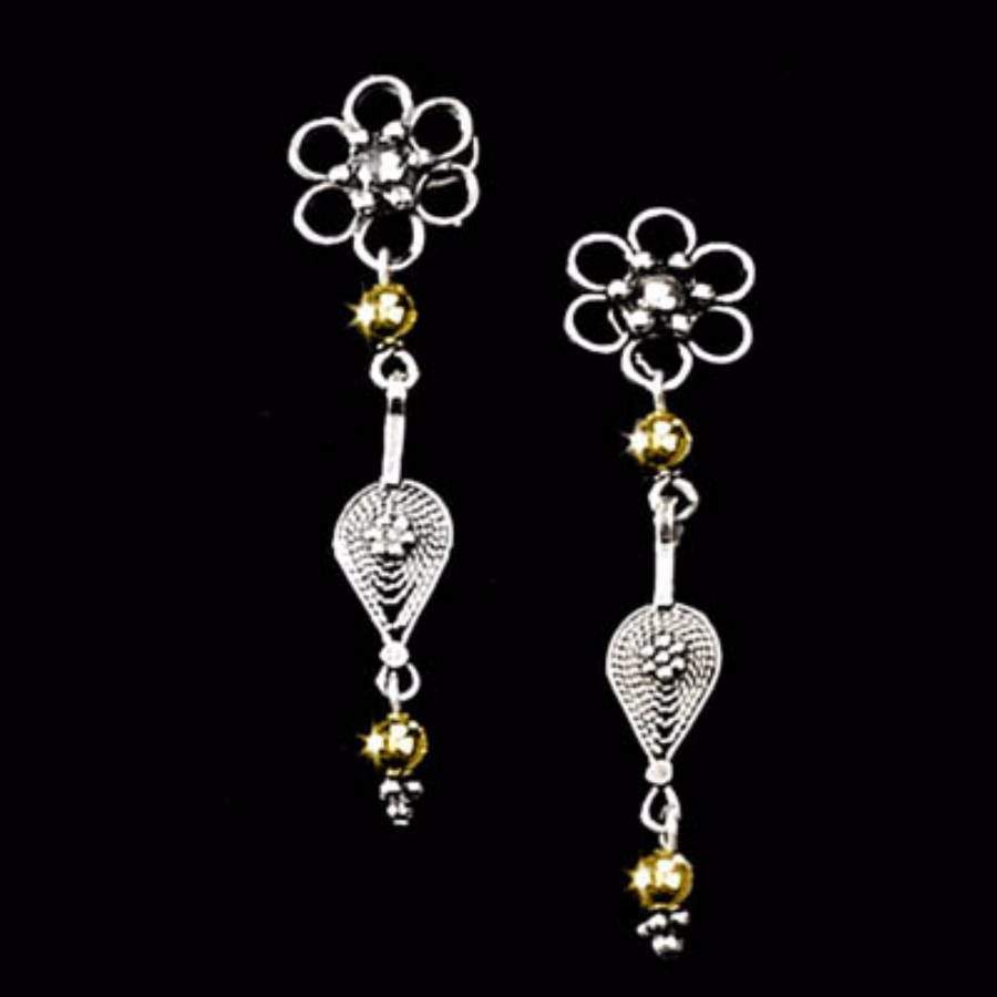 Delicate Filigree Israeli silver earrings. Sterling silver jewelry - Bluenoemi