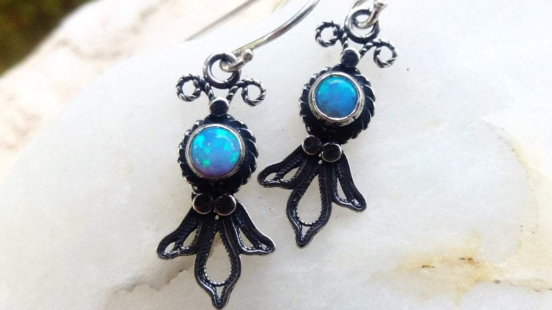 Silver Earrings Delicate Filigree Israeli silver earrings with gemstones. - Bluenoemi