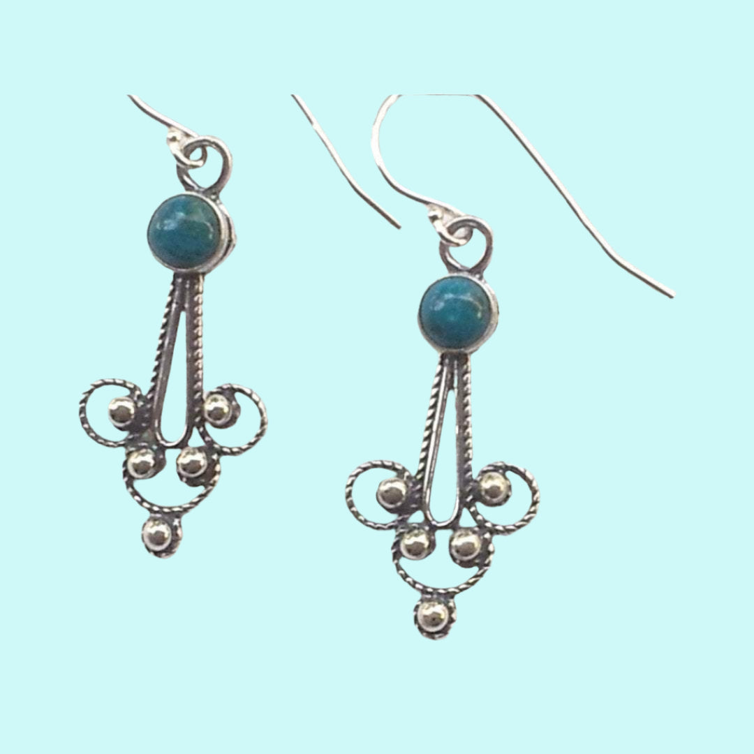 Sterling silver earrings for Woman. Delicate Filigree Israeli earrings set with Stones. - Bluenoemi