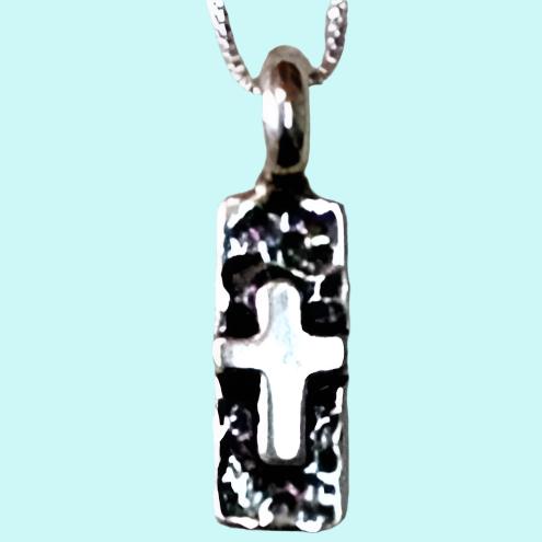 Cross pendant, Sterling Silver cross necklace - Bluenoemi