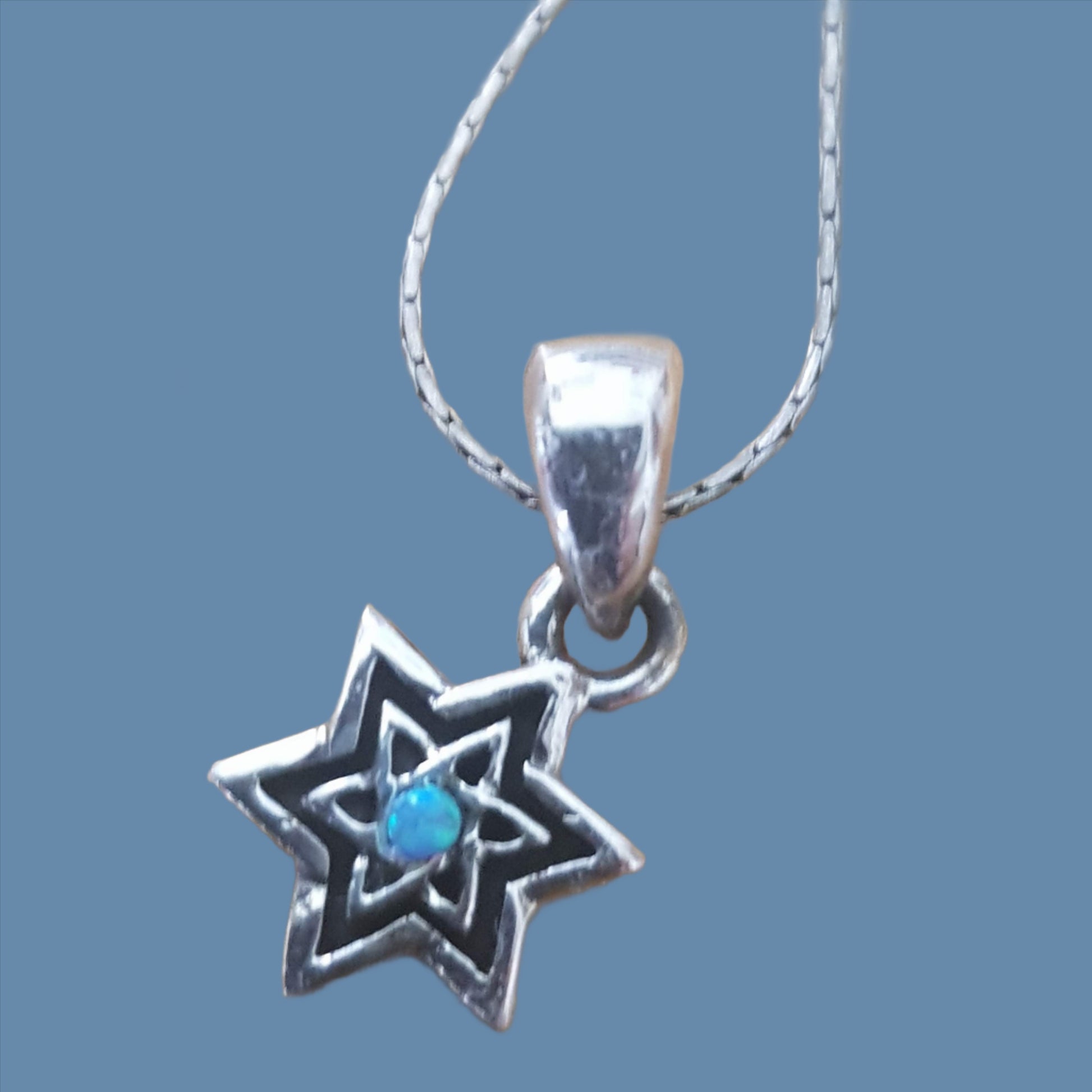 Sterling Silver Magen David Necklace Star of David pendant - Bluenoemi