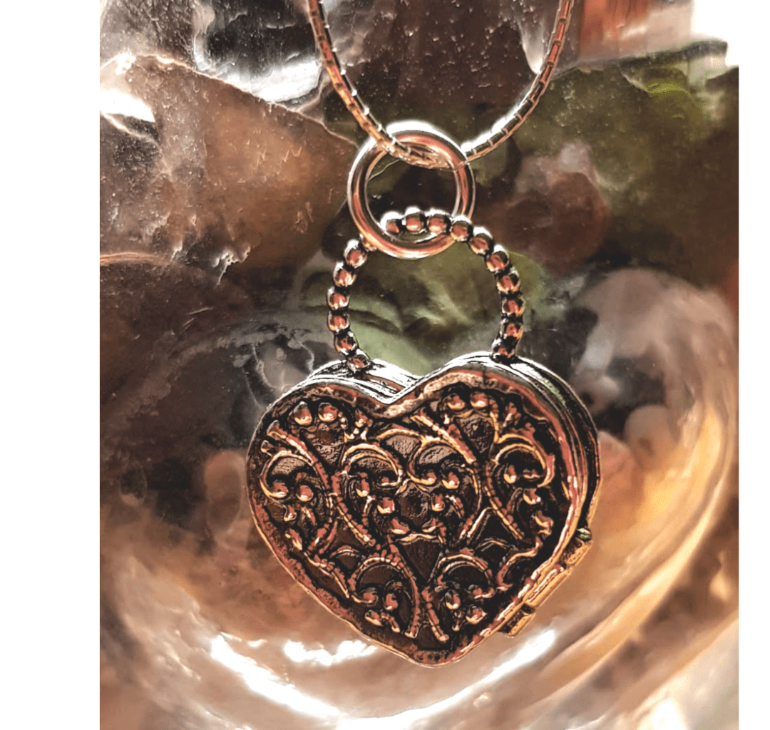 Sterling Silver Locket necklace heart with flowers gift for her, gift for mom, gift of love. - Bluenoemi