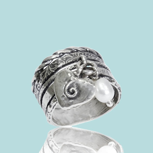 Bluenoemi Sterling silver ring for woman with charms and pearls. - Bluenoemi