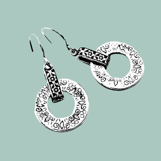 Silver earrings / earrings for women / dangle earrings / flourish earrings - Bluenoemi